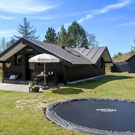 8887-glesborg-tranevej-22 Fjellerup Strand